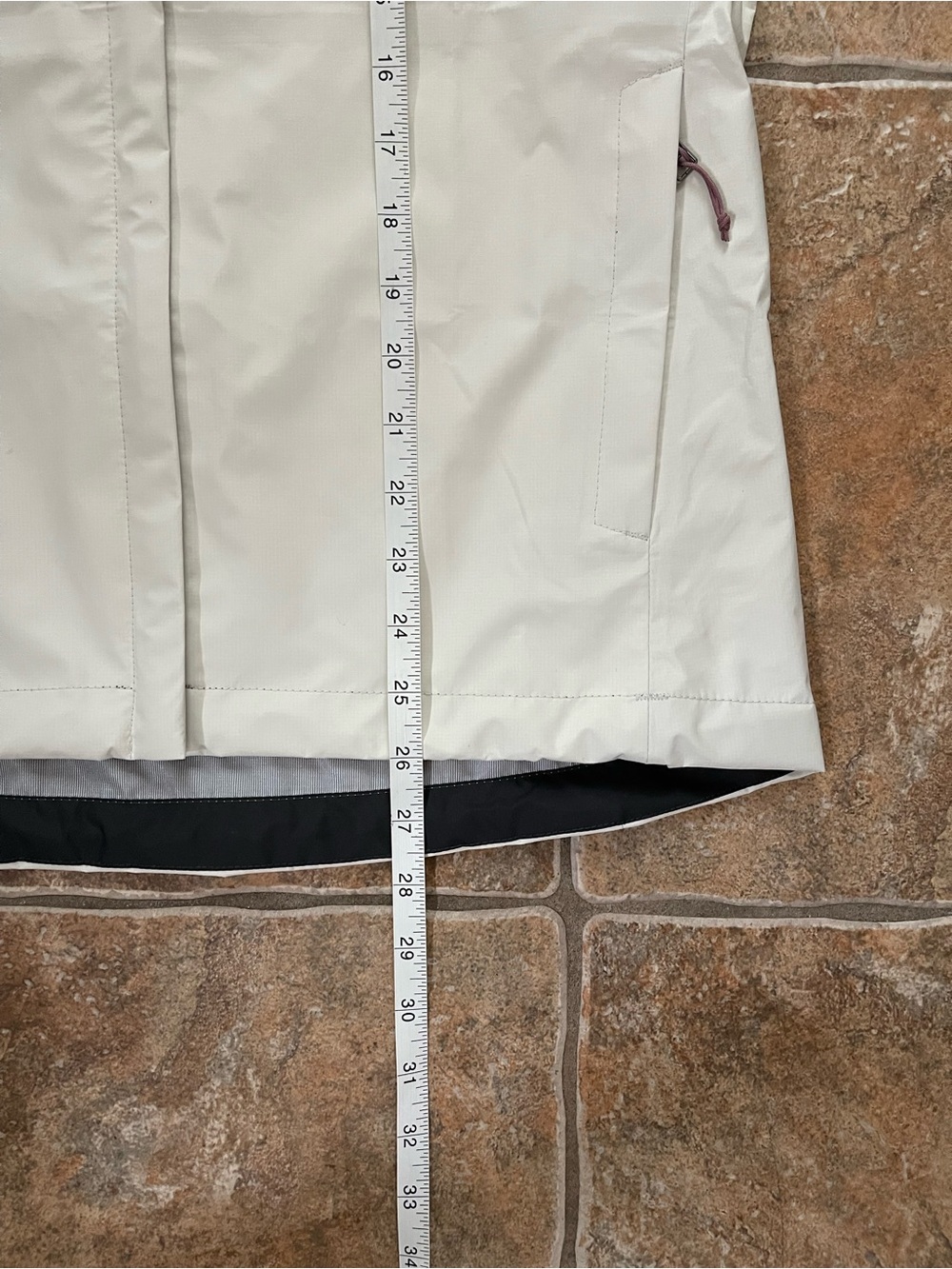 Women's Torrentshell 3L Rain Jacket - Picture 10 of 12